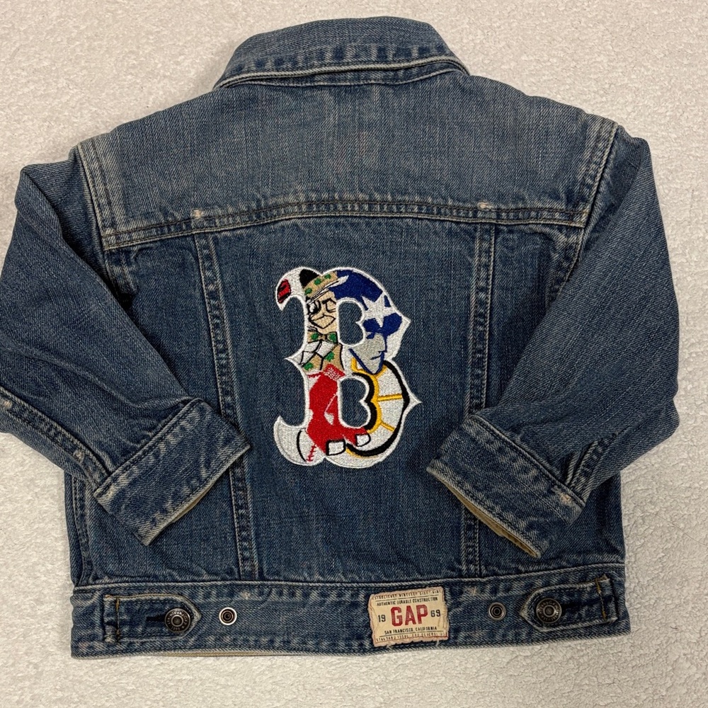 GAP costum denim jean jacket Boston Red Sox Bruins Celtics patriots distressed 2